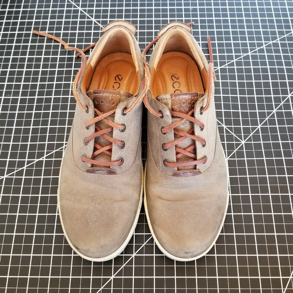 ECCO Men's Taupe / Brown Leather Sneaker